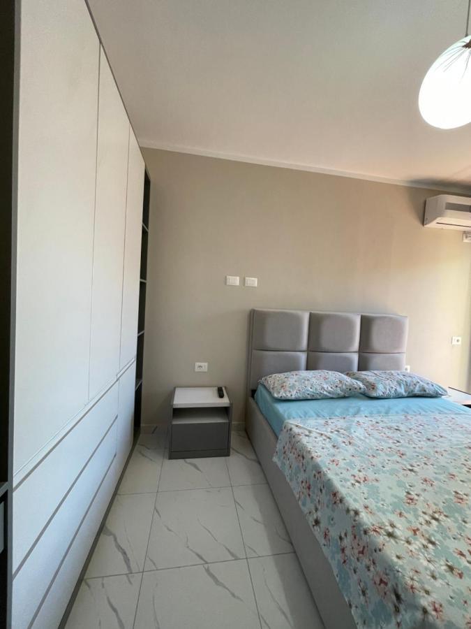 Modern Beachfront Apartments Sarandë Exterior foto